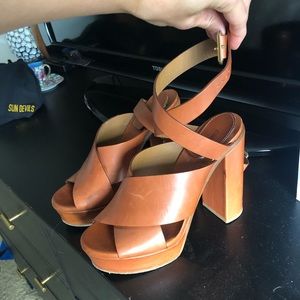 Chloe Platform Sandals